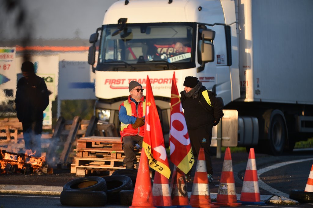 The state of the supply chain can be recovered if crisis management strategies are enforced now. Source: AFP
