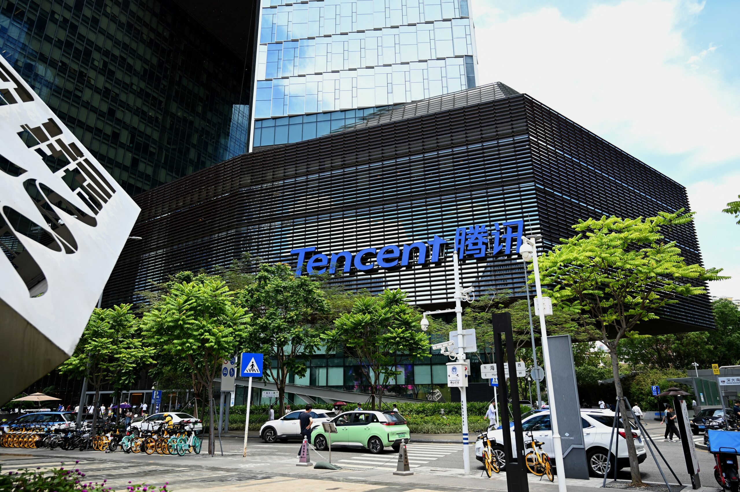 US’ 'Notorious Markets' list explained: Why are Chinese companies like Alibaba, Tencent in it?US’ 'Notorious Markets' list explained: Why are Chinese companies like Alibaba, Tencent in it?
